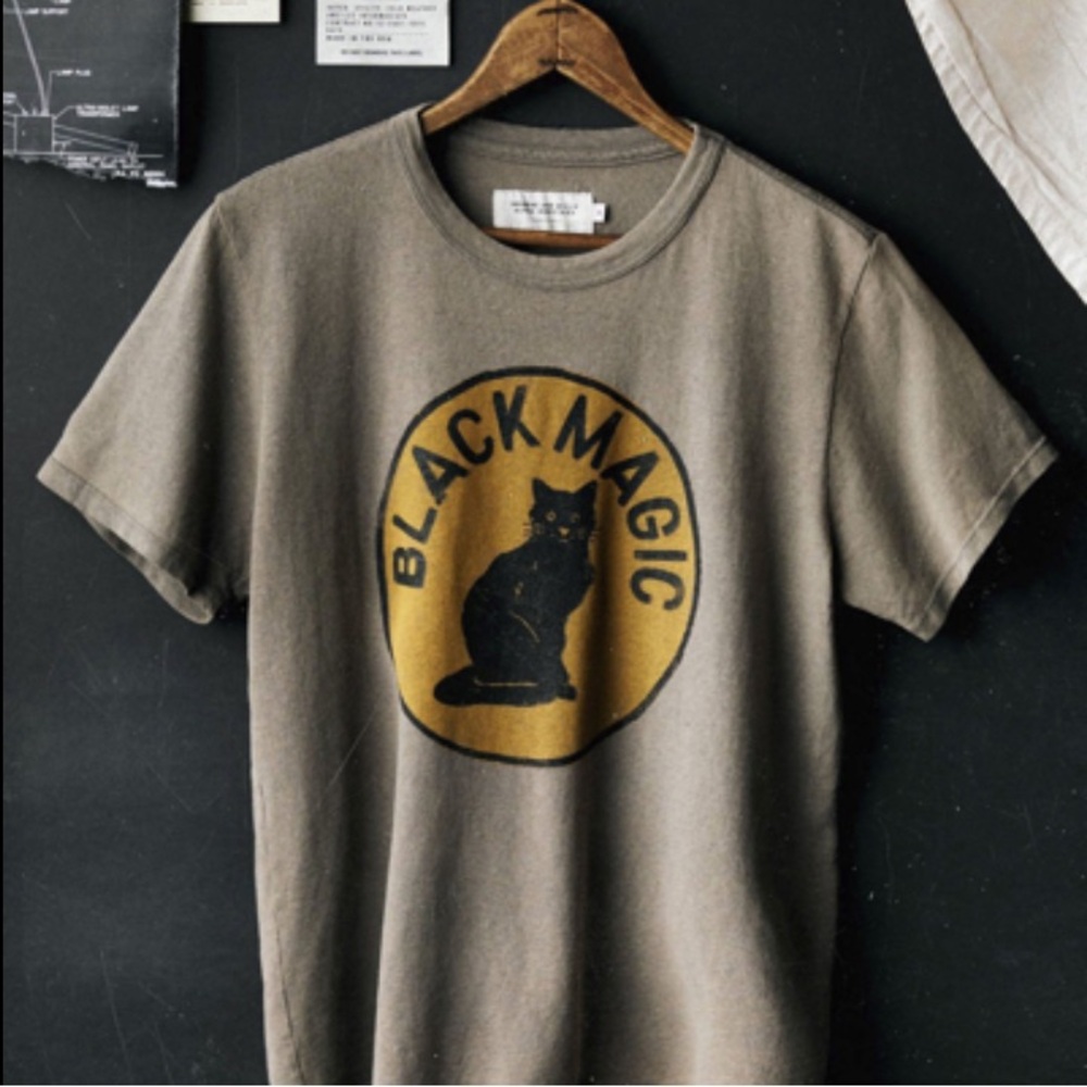 Imogene + Willie the Black Magic tee L